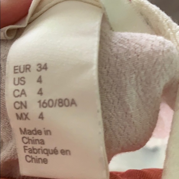 H&M Cream Ruffle Blouse - Picture 3 of 3